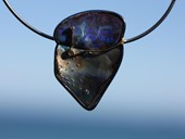 368 - ANH�NGER | Pacific Blue, Edelstahl, Gold, Boulder Opal, Paua, Brillanten, Gem Art, Ocean Art

