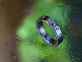 373 - RING | Der Sprung, Edelstahl, Brillanten, Active Art
