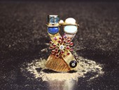 10 |  Brooch, Bridal Couple, Gold, Silver, Opals, Diamonds, Onyxes, 1994 
